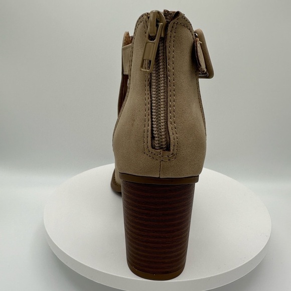 SODA “Aran” Bootie, NIB, Size 6 - Picture 6 of 12